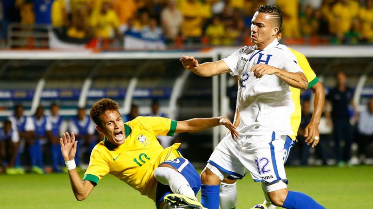 Arnold Peralta Neymar Honduras Brazil