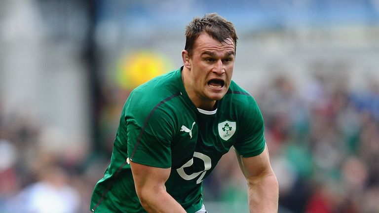 Rhys Ruddock: a storming solo try