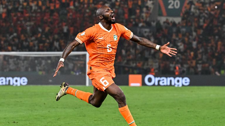 Ivory Coast's midfielder #6 Seko Fofana celebrates after the team's second goal during the Africa Cup of Nations (CAN) 2024 quarter-final football match between Mali and Ivory Coast at the Stade de la Paix in Bouake on February 3, 2024. (Photo by Issouf SANOGO / AFP)