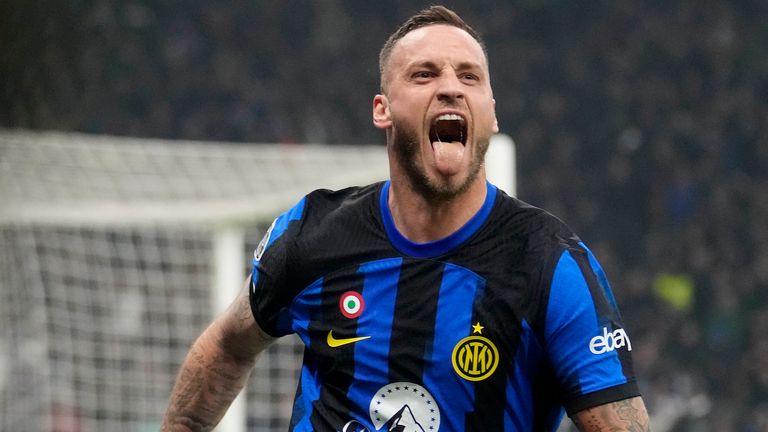 Inter Milan's Marko Arnautovic celebrates scoring