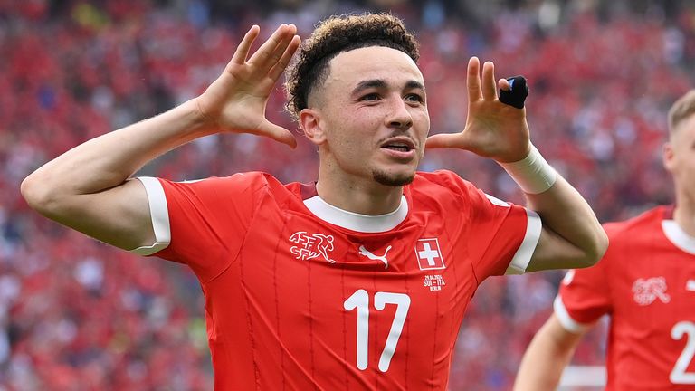 Ruben Vargas celebrates after doub;ing Switzerland's lead against Italy