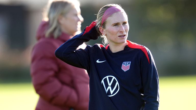 Jenna Nighswonger completed a move to Arsenal