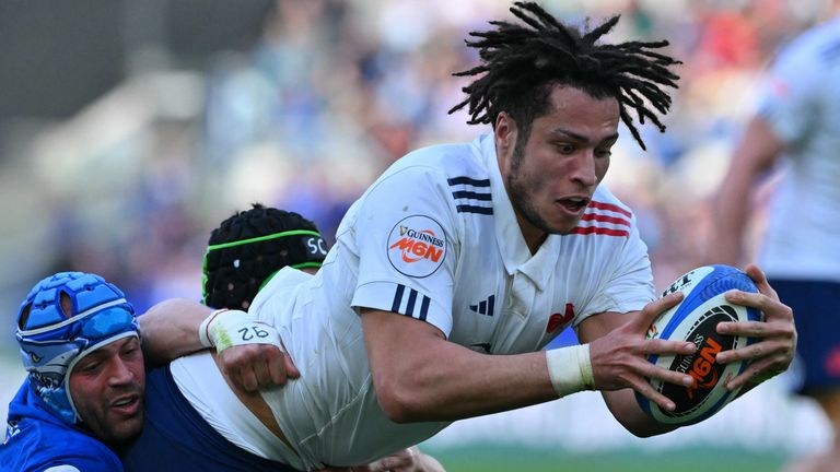 Lock Mickael Guillard was on the scoresheet as France breached 70 points against Italy in Rome